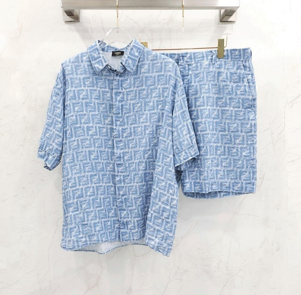 [럭스유] 50 / 펜디 FF 버뮤다 린넨 쇼츠 FB0821