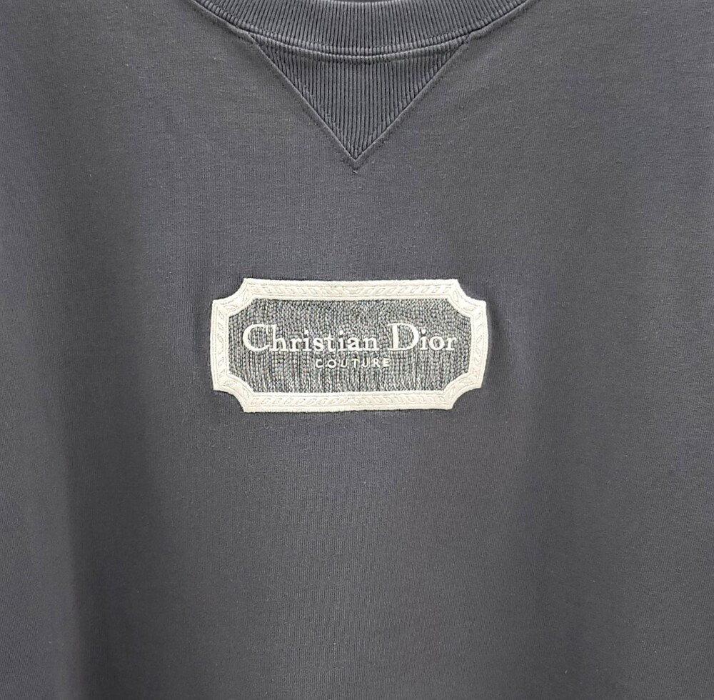 [럭스유] XXL / 디올 꾸뛰르 자수 로고 반팔 티셔츠 243J685B0554