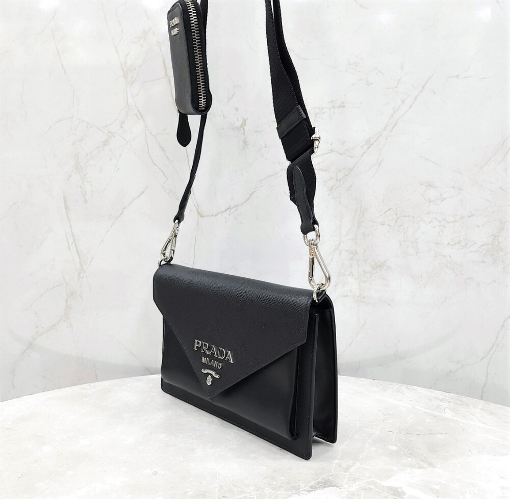 [럭스유] 프라다 사피아노 엔벨로프 크로스백