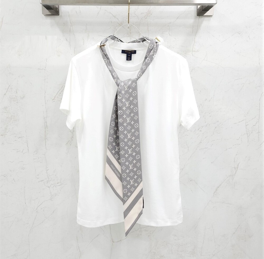 [럭스유] (새상품) M / 루이비통 화이트 모노그램 스카프 티셔츠 1AIR45