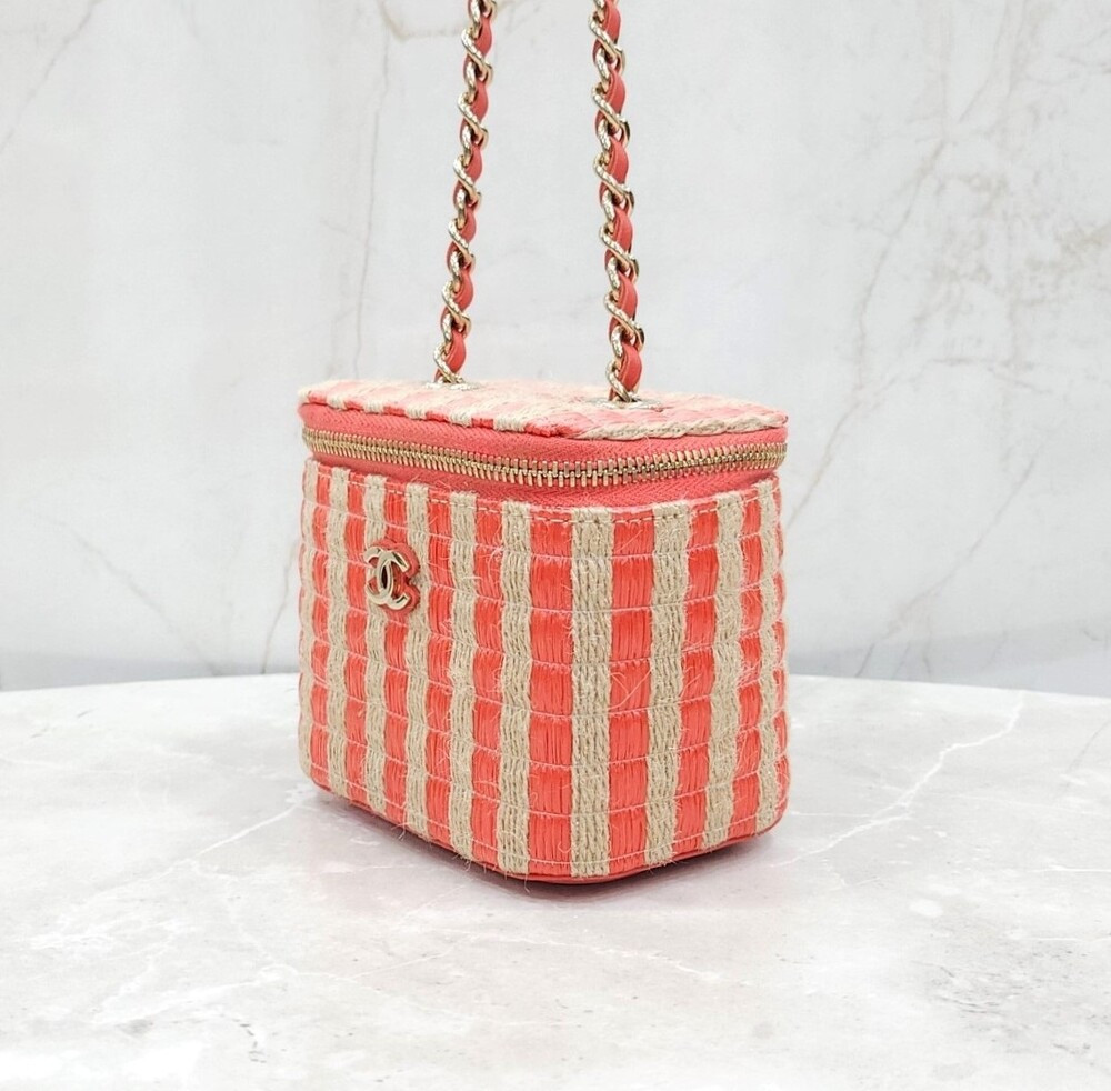 [럭스유] 샤넬 CC로고 스몰 베니티 라피아 체인백