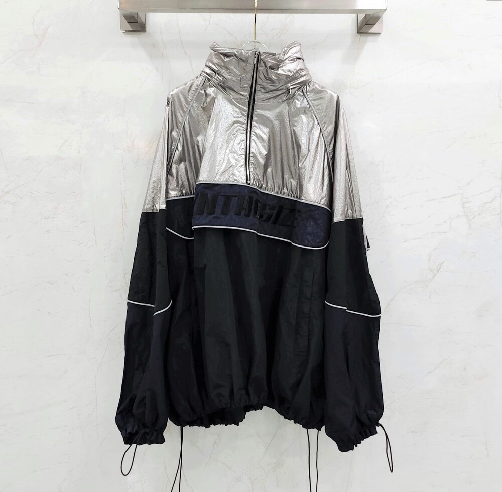 [럭스유] 46 / 준지 컬렉션 레터링 자수 스카치 후드 아노락