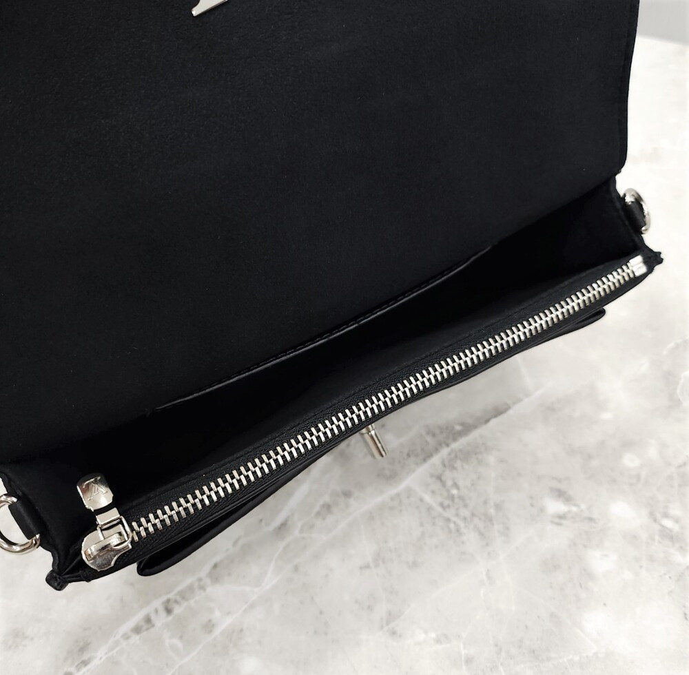 [럭스유] 루이비통 마이락미 체인 포쉐트 백 M63471