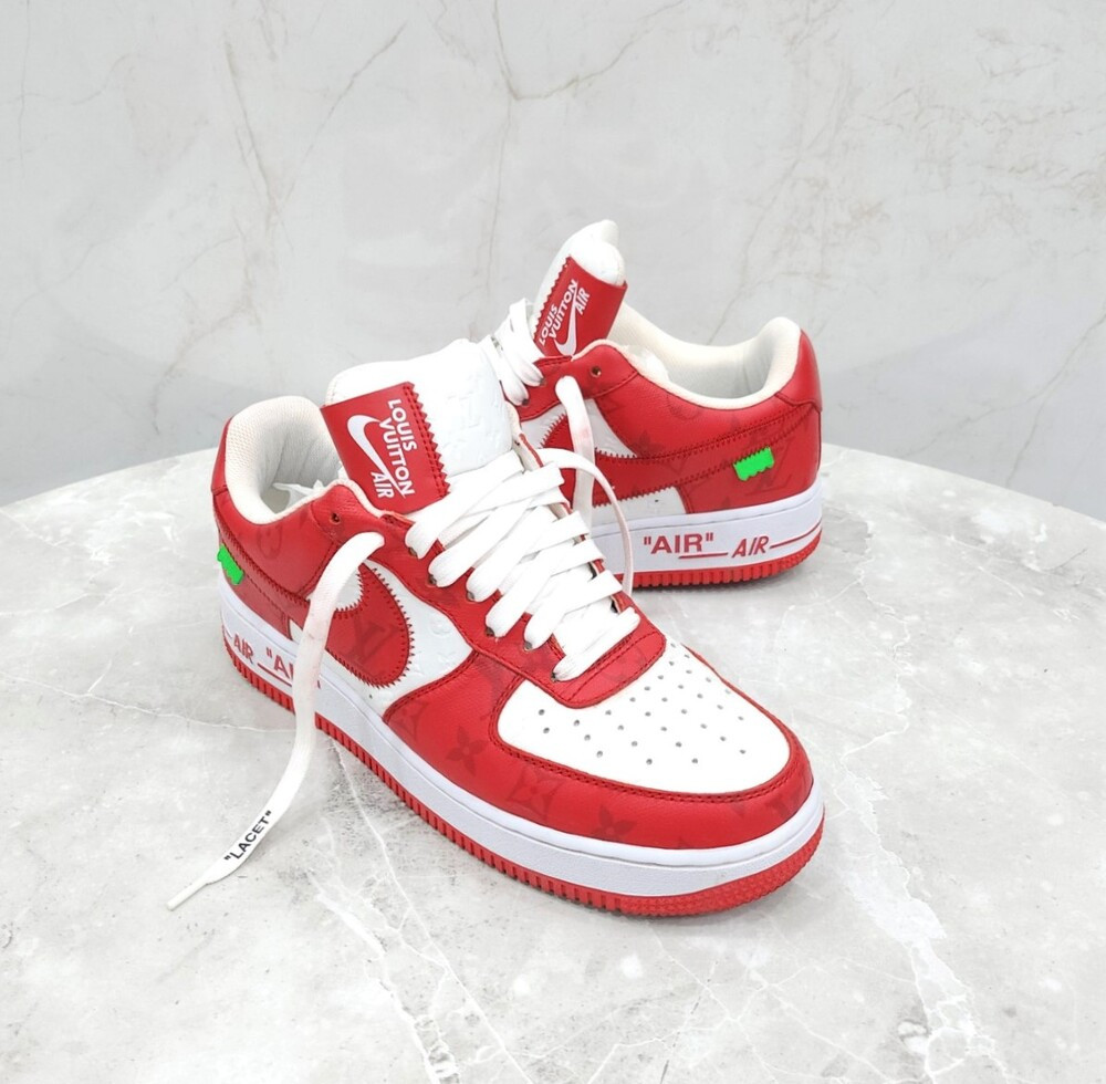 [럭스유] US7.5 / 루이비통 X 나이키 한정판 모노그램 에어포스1 1A9VA8