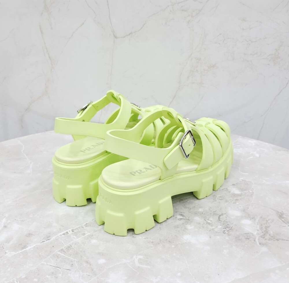 [럭스유] (새상품) 39 / 프라다 삼각로고 러버 샌들 피스타치오 그린 1X853M