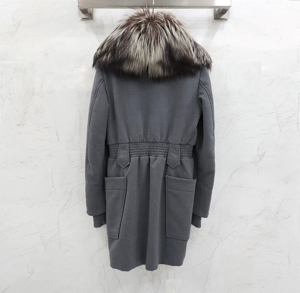 [럭스유] 40 / 디올 그레이 실버퍼 롱 패딩 점퍼