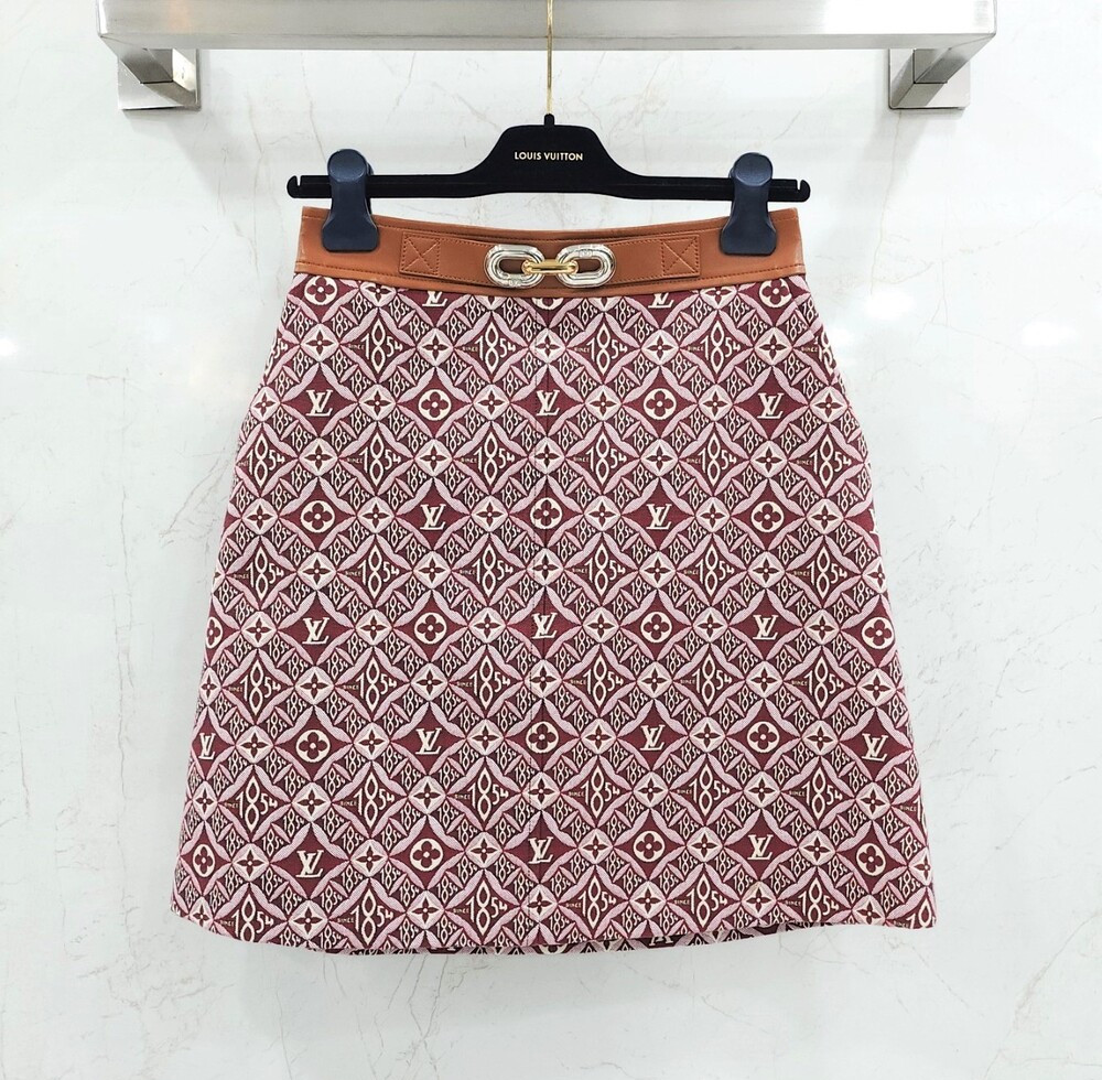 [럭스유] 36 / 루이비통 Since 1854 메탈릭 버클 모노그램 스커트