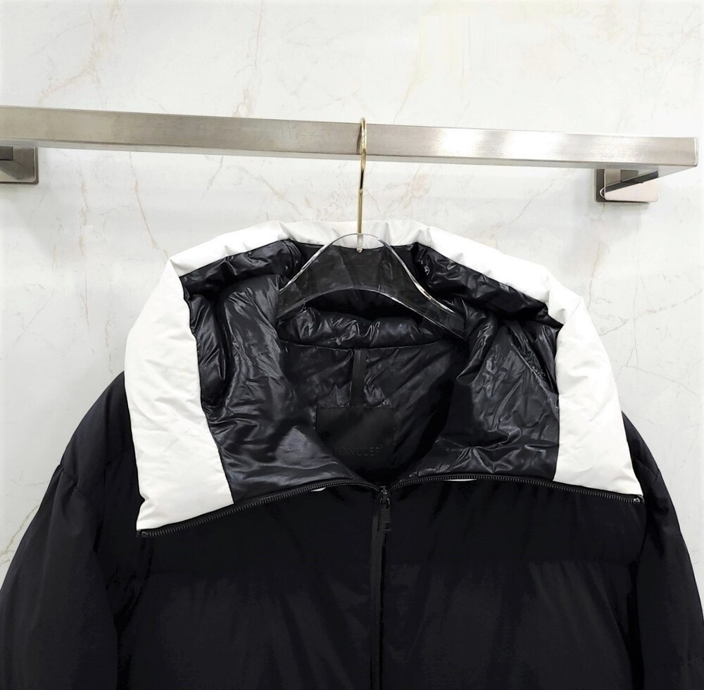 [럭스유] 3 / 몽클레어 EUSTACHE 로고 후드 다운 패딩 점퍼