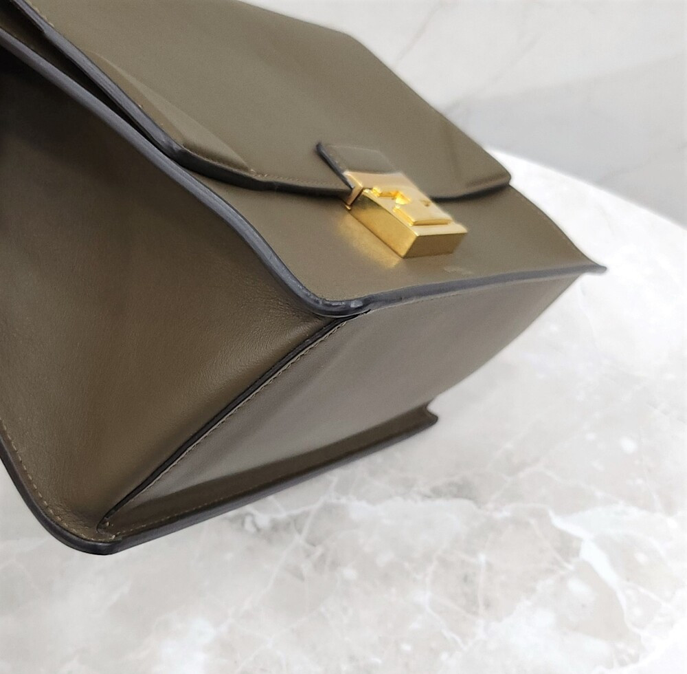 [럭스유] 펜디 캔유 레더 메탈 숄더백