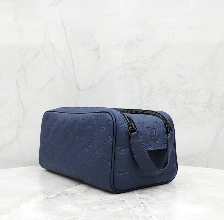 [럭스유] (새상품) 루이비통 돕 키트 쉐도우 모노그램 네이비 블루 M14843