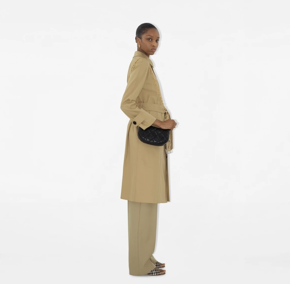 [럭스유] 버버리 로킹 홀스 퀄팅 파우치 체인백 81053281