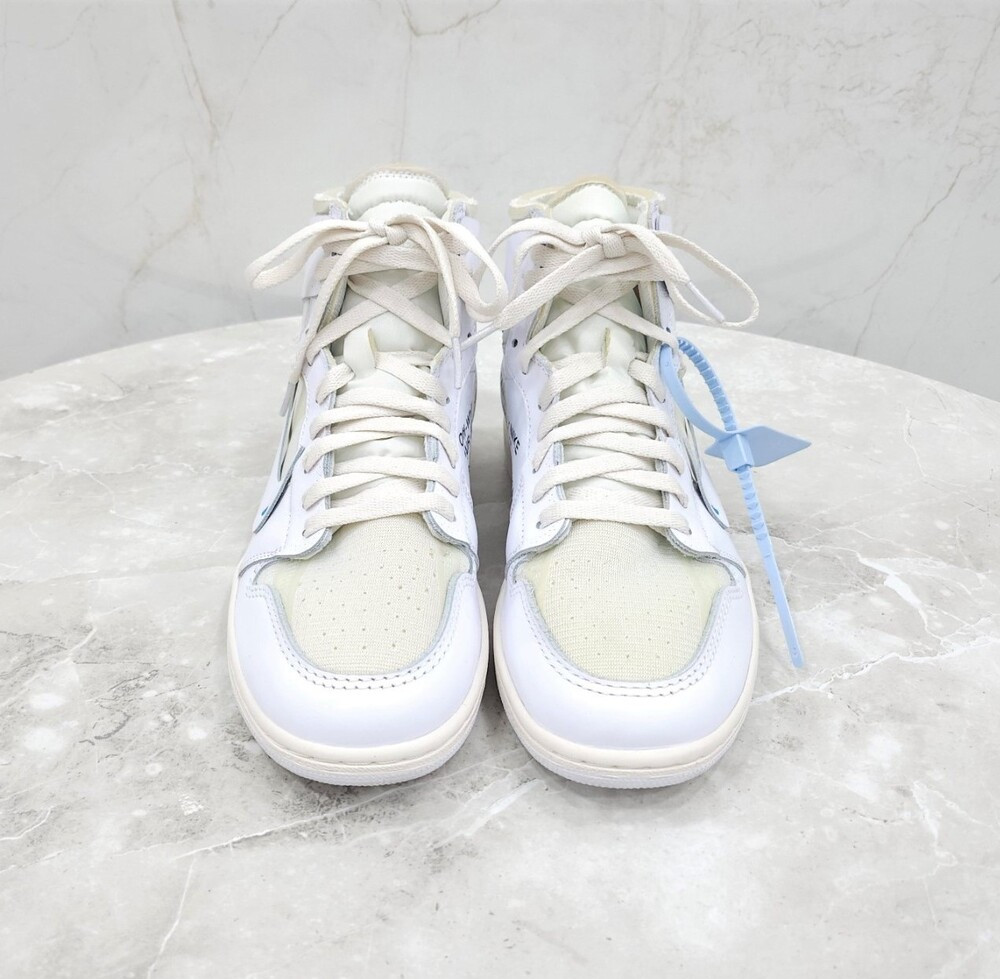 [럭스유] 270 / 나이키 X 오프화이트 화이트 조던1 NRG 스니커즈