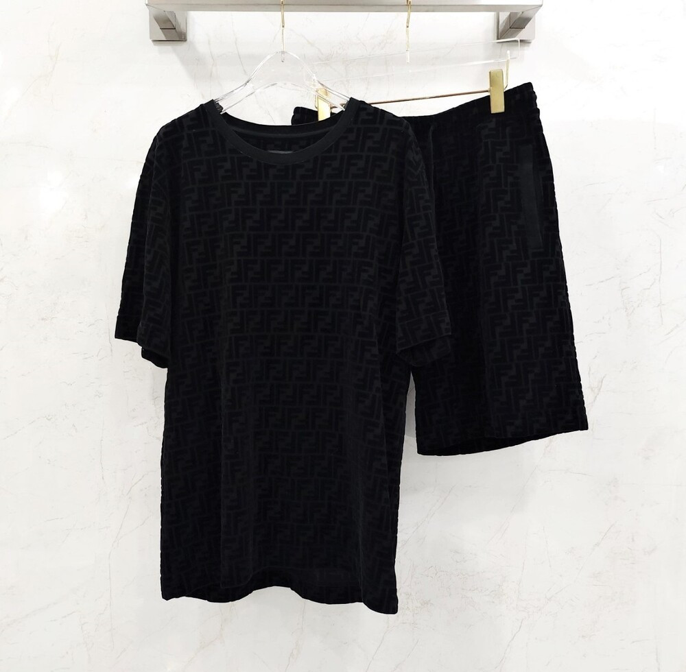 [럭스유] L / 펜디 FF 쇼트 슬리브 크루넥 오버 반팔 티셔츠 FY0936