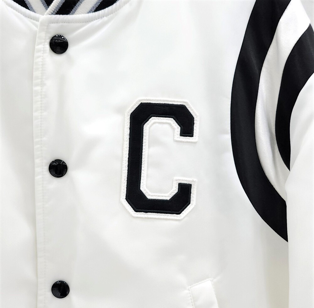 [럭스유] (새상품) 36 / 셀린느 로고 패치 크롭 바시티 봄버 자켓 2W803227R