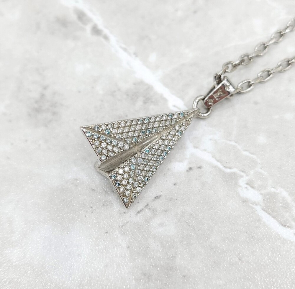 [럭스유] 루이비통 LV 페어플레인 큐빅 실버 목걸이 M01034