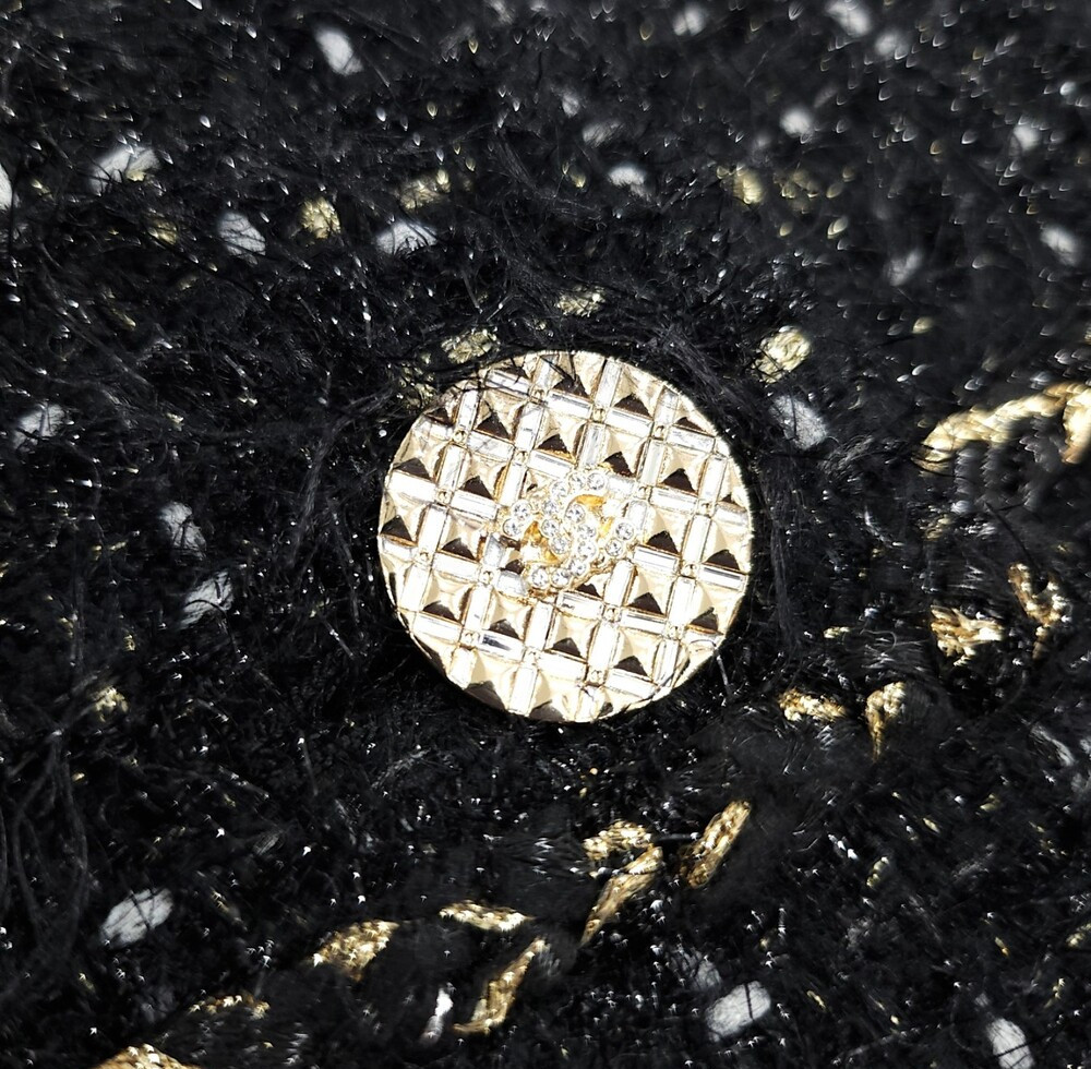 [럭스유] (새상품) 34 / 샤넬 뉴시즌 이리데슨트 트위드 코트