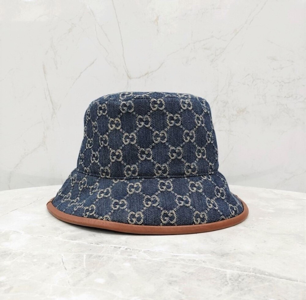 [럭스유] 구찌 GG 레더 트림 데님 버킷햇 M 576371