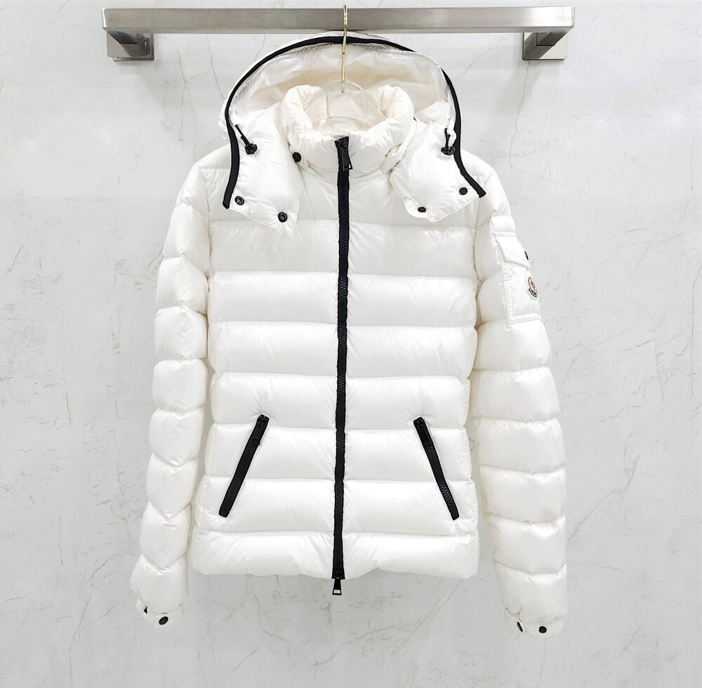 [럭스유] 0 / 몽클레어 여성 BADY 바디 다운 패딩 화이트 1A52400