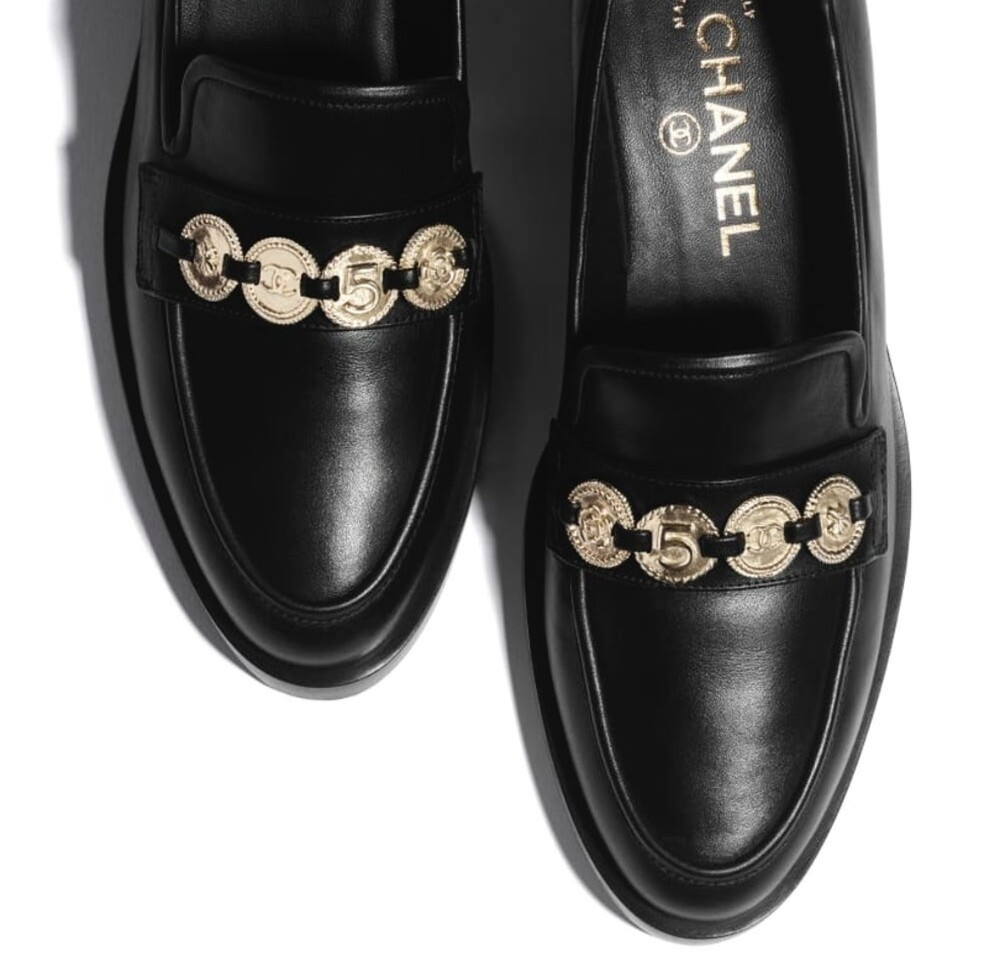 [럭스유] 35.5 / 샤넬 메달리온 코인 레더 로퍼