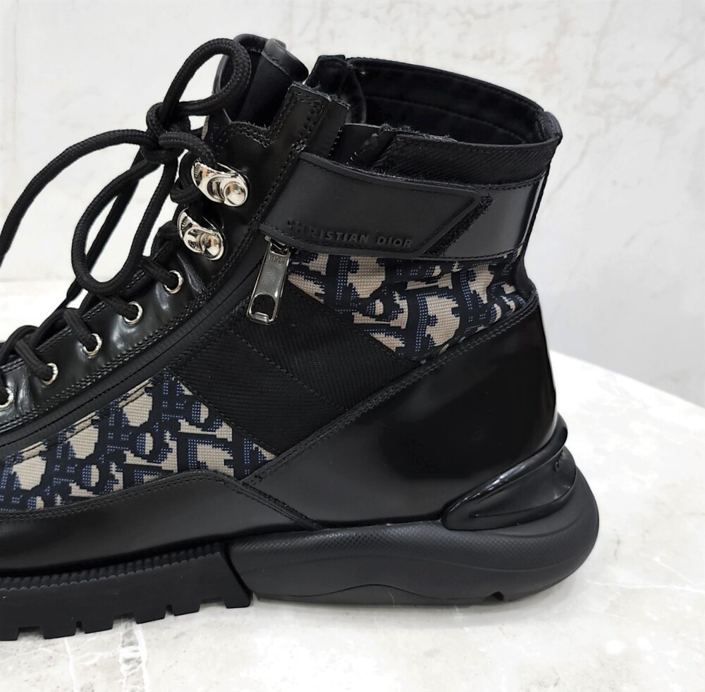 [럭스유] 44 / 디올 오블리크 컴뱃 부츠 3BO219YOF