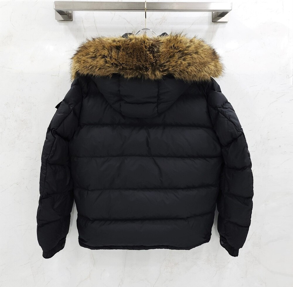 [럭스유] 4 / 몽클레어 마야프 패딩 블랙 J20911A00270