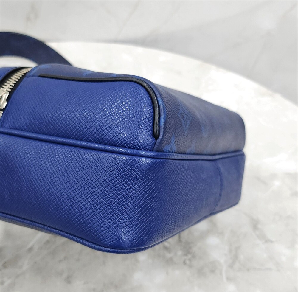 [럭스유] 루이비통 모노그램 아웃도어 메신저 크로스백 M30242