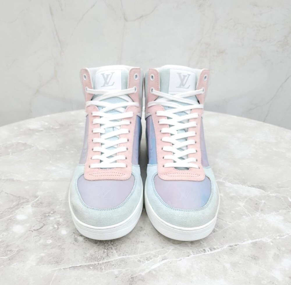 [럭스유] 6 / 루이비통 한정판 프리즘 모노그램 하이 스니커즈