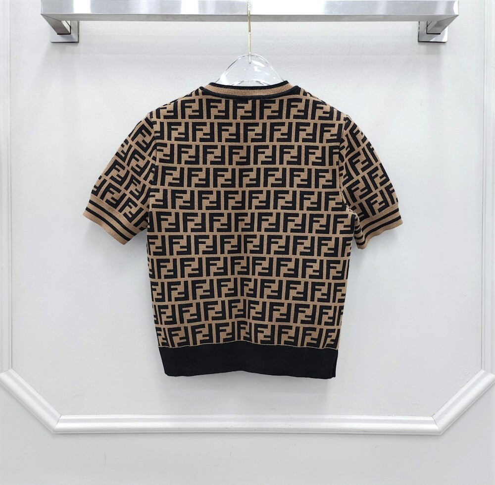 [럭스유] 36 / 펜디 FF 모티프 패브릭 스웨터 니트