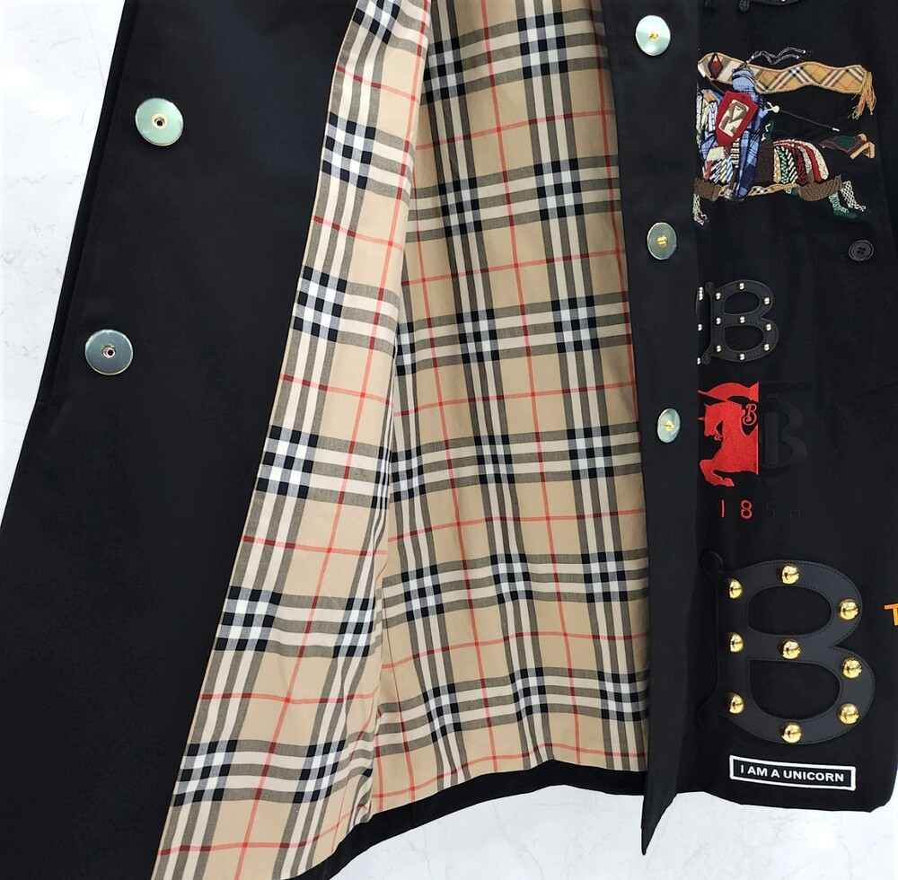 [럭스유] (새상품) 40 / 버버리 한정판 TB 스터드 멀티 자수 트렌치 코트