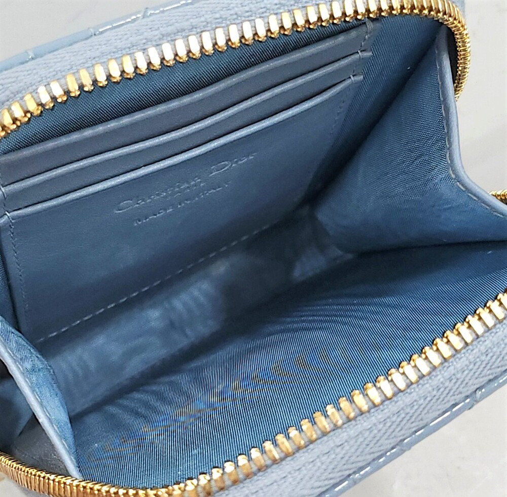 [럭스유] 디올 레이디 디올 콜인 폰홀더 체인백 클라우드 블루 S0872OVRB