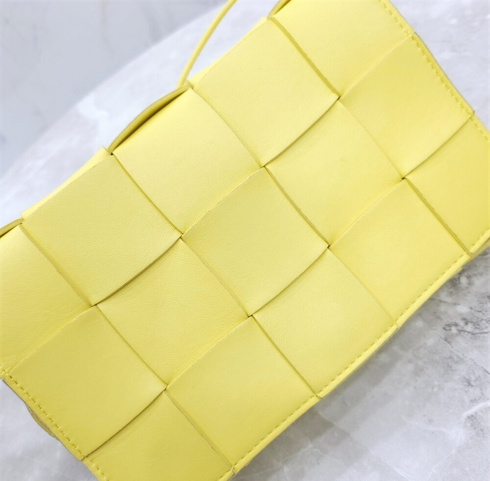 [럭스유] 보테가베네타 인트레치아토 스몰 카세트 백 578004