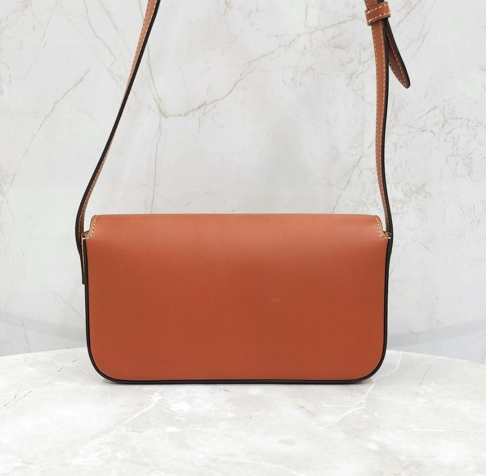 [럭스유] 셀린느 클로드 숄더백 내추럴 카프스킨 194143BFN.04LU