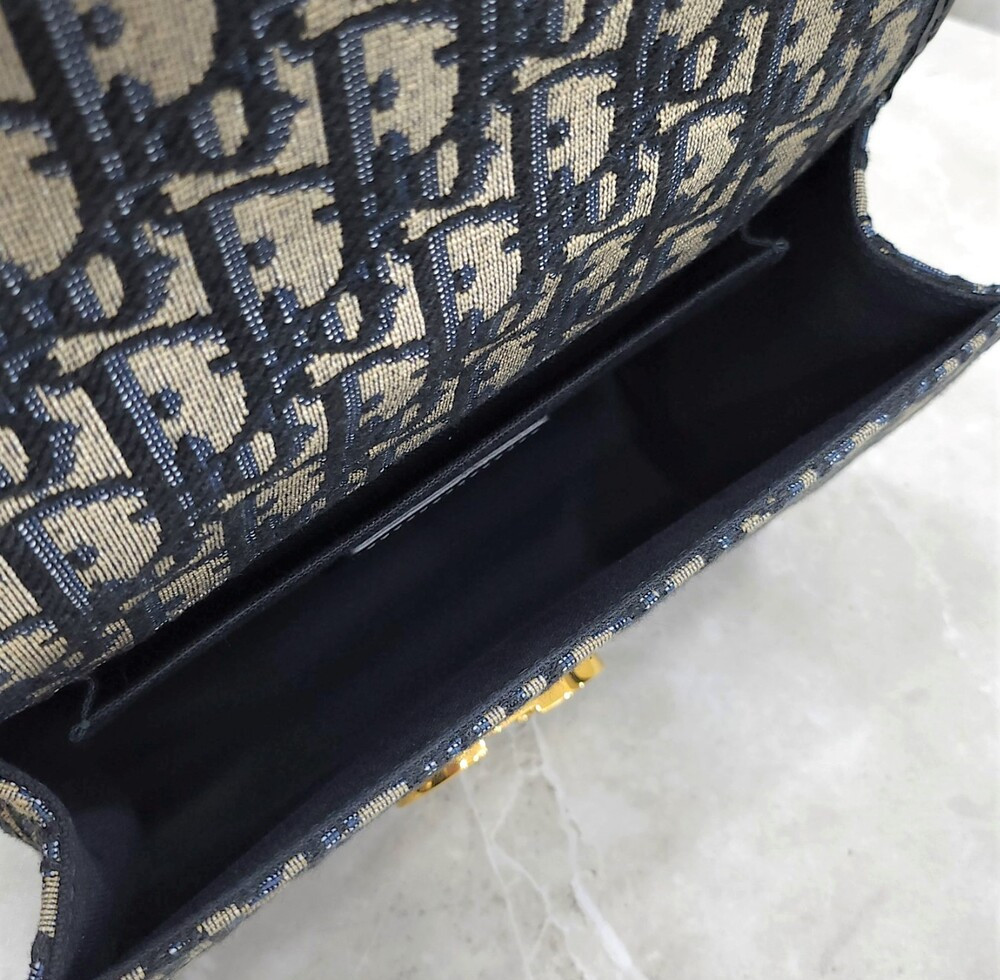 [럭스유] 디올 몽테인 30 오블리크 자카드 스몰 백 M9203UTZQ