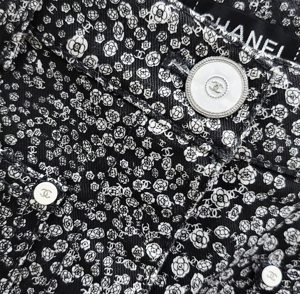 [럭스유] (새상품) 36 / 샤넬 까멜리아 로고 스트레치 데님 팬츠 P71263