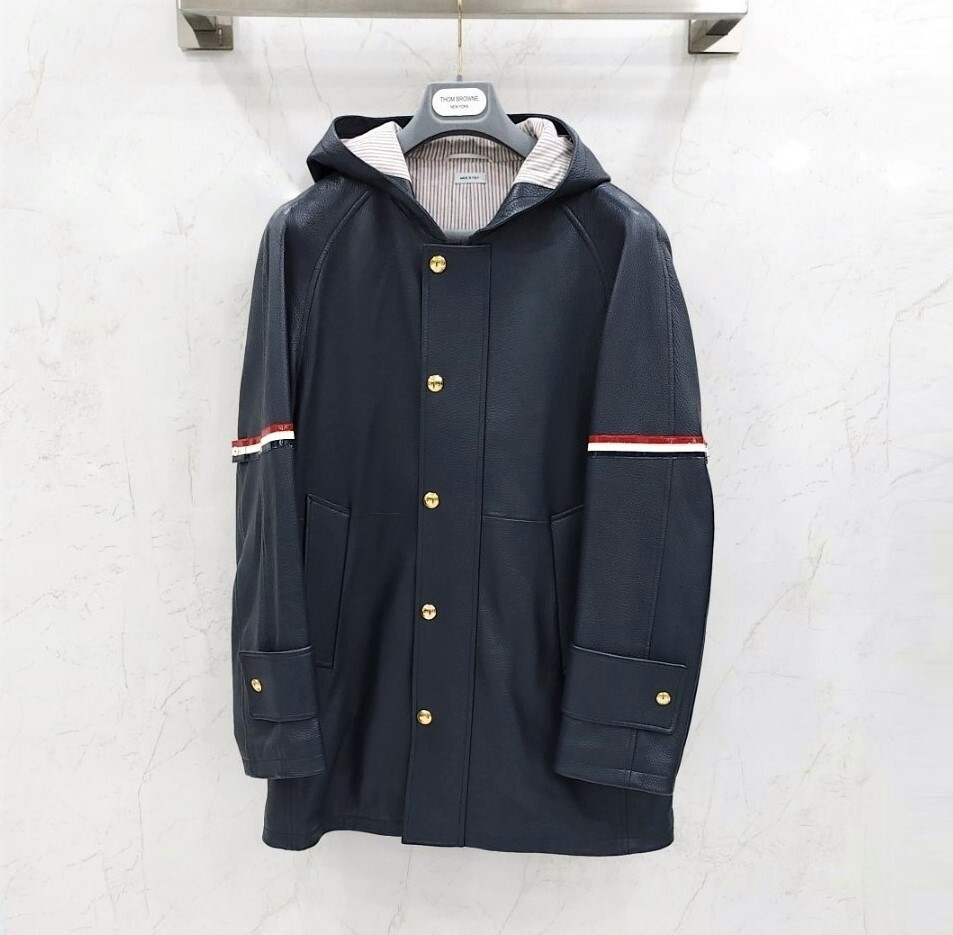 [럭스유] 0 / 톰브라운 레더 암밴드 후드 자켓