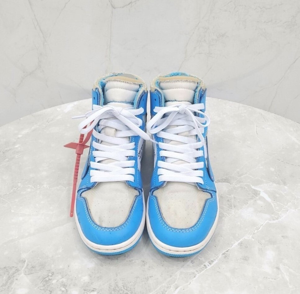 [럭스유] 250 / 나이키 조던1 X 오프화이트 레트로 하이 UNC 파우더블루