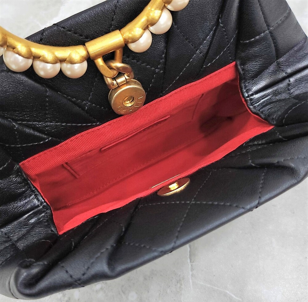 [럭스유] (새상품) 샤넬 판타지 진주 핸들 파우치 토트백 AS2609