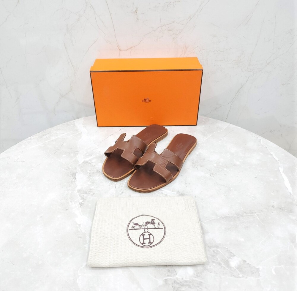 [럭스유] 37 / 에르메스 골드 오란 샌들 슬리퍼 H021056Z