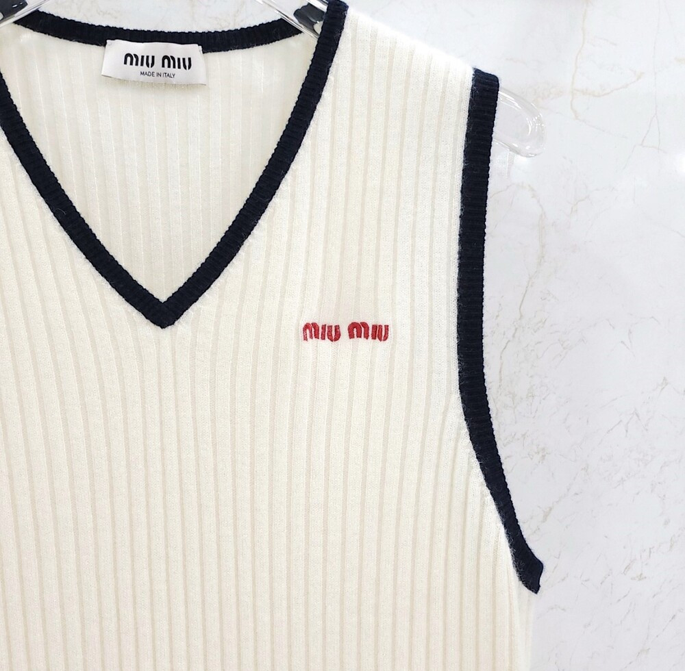 [럭스유] (새상품) 38 / 미우미우 캐시미어 베스트 내츄럴 블루 MMV254