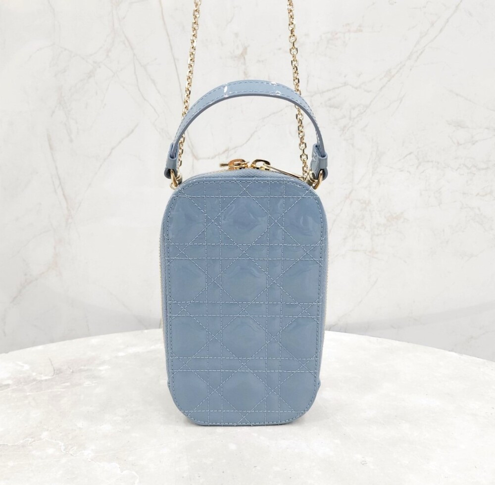 [럭스유] 디올 레이디 디올 콜인 폰홀더 체인백 클라우드 블루 S0872OVRB