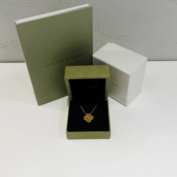 반클리프앤아펠 빈티지 알함브라 타이거즈 아이 목걸이 전시상품급 VCARD38600