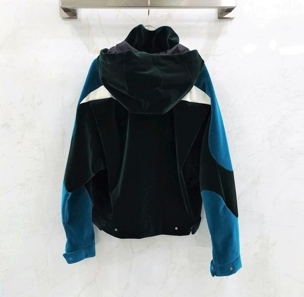 [럭스유] 48 / 루이비통 테크니컬 테이프 벨루어 윈드 브레이커 자켓