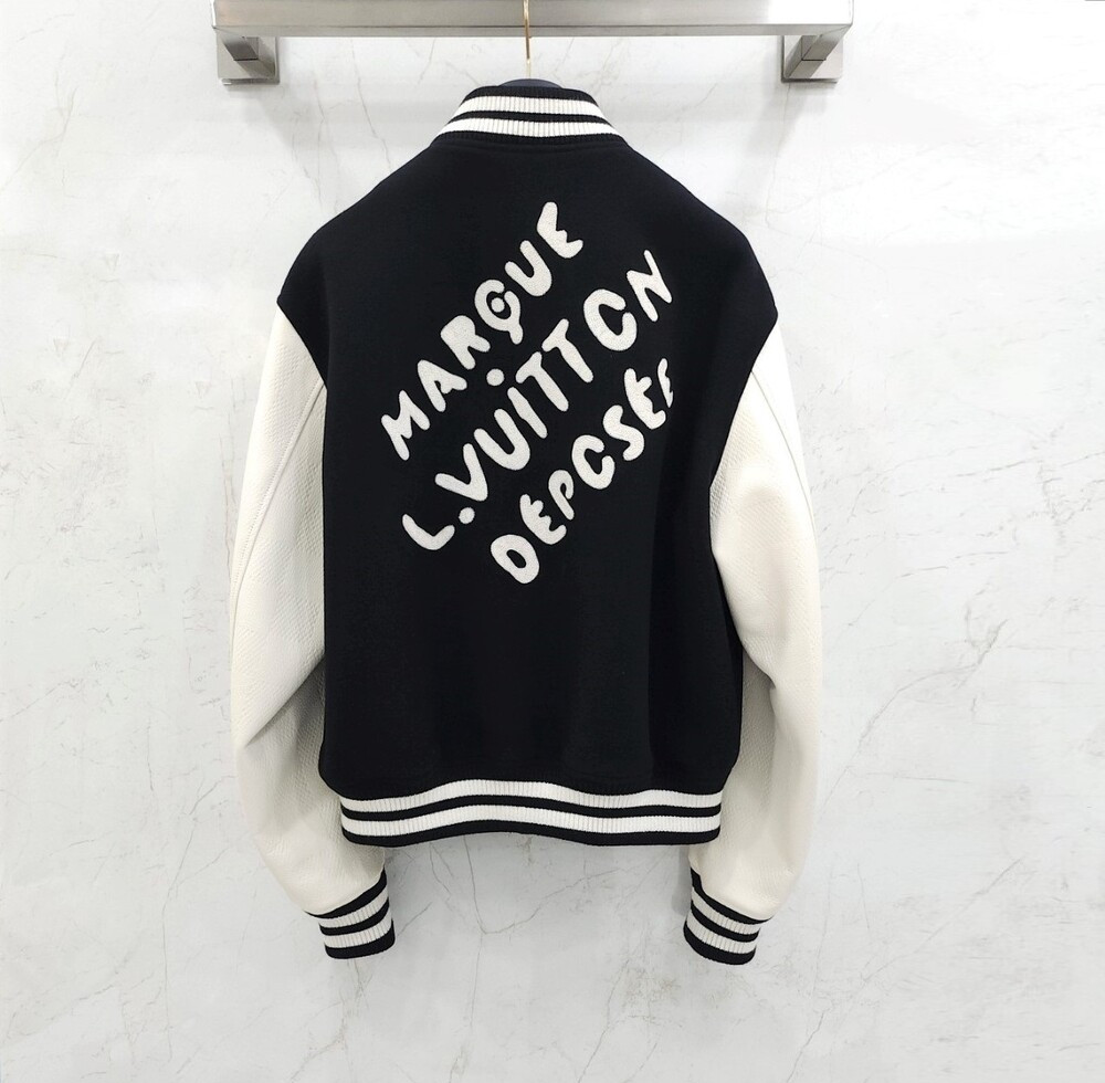 [럭스유] (새상품) 50 / 루이비통 LV 시그니처 바시티 블루종 자켓 1AFINS