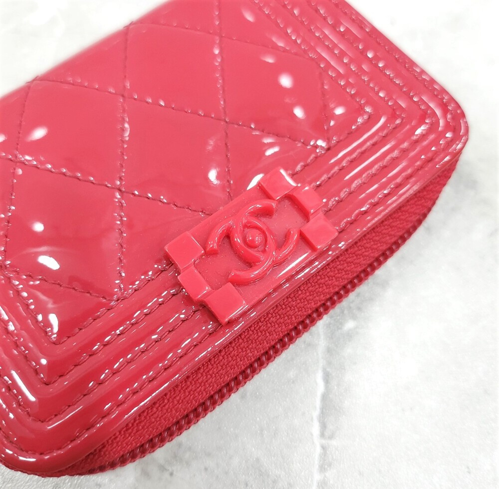 [럭스유] 샤넬 에나멜 핑크 쉐브론 지퍼 카드지갑