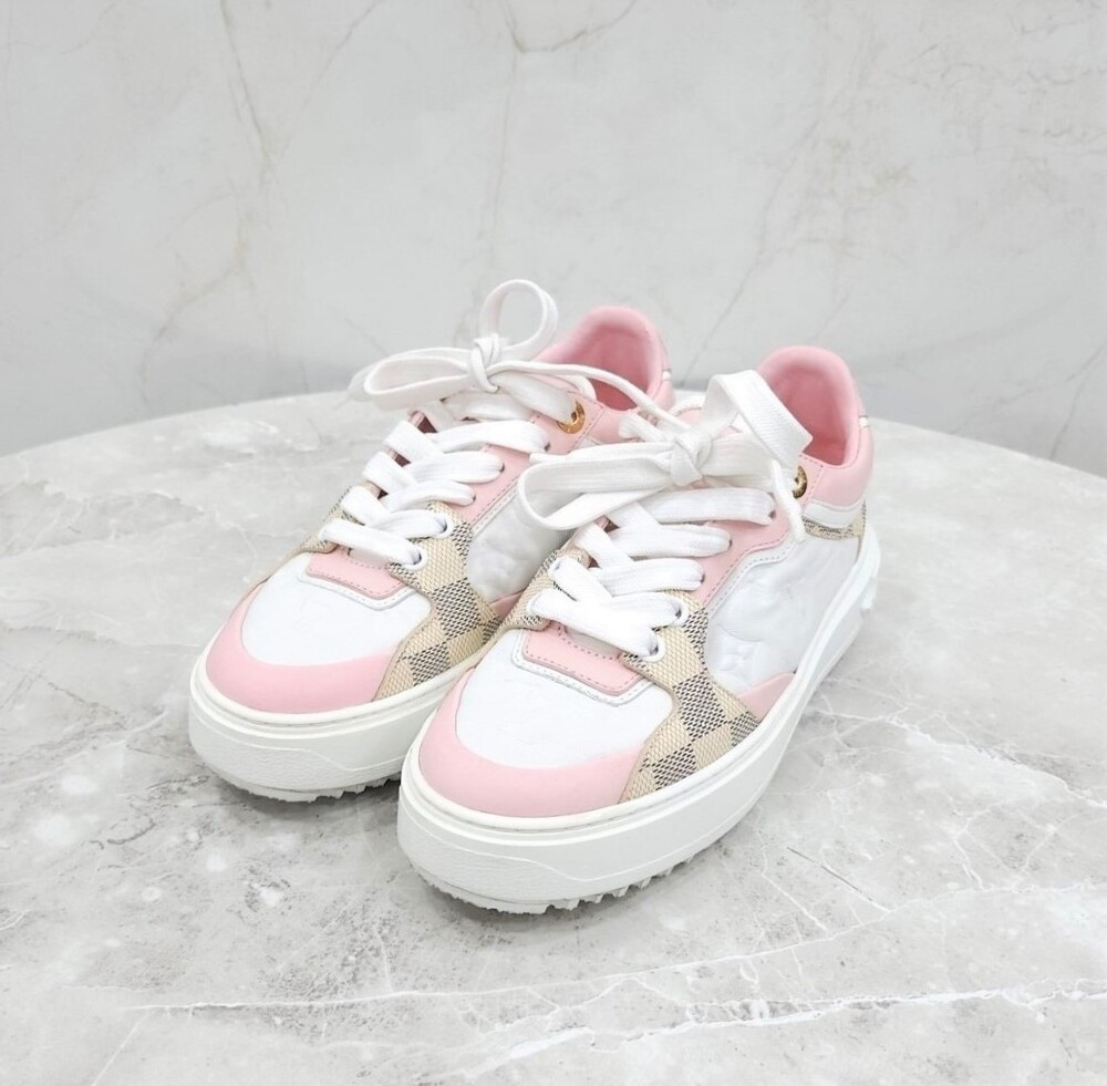 [럭스유] 36 / 루이비통 다미에 핑크 타임아웃 스니커즈