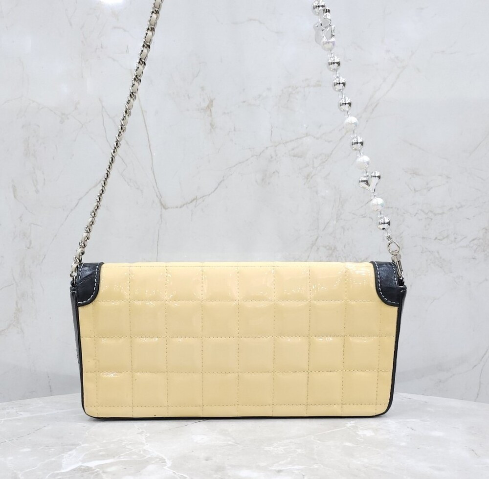 [럭스유] 샤넬 CC로고 페이던트 초코바 체인백