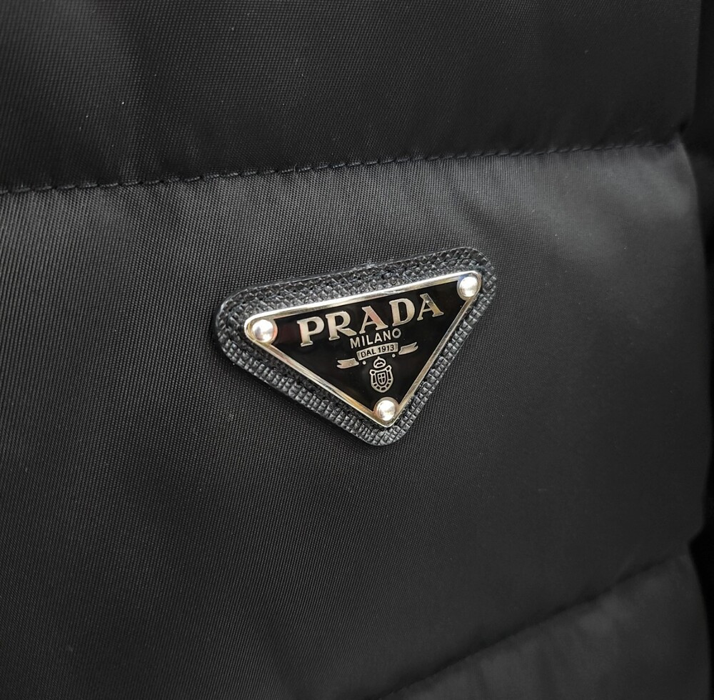 [럭스유] M / 프라다 리나일론 시어링 구스다운 패딩