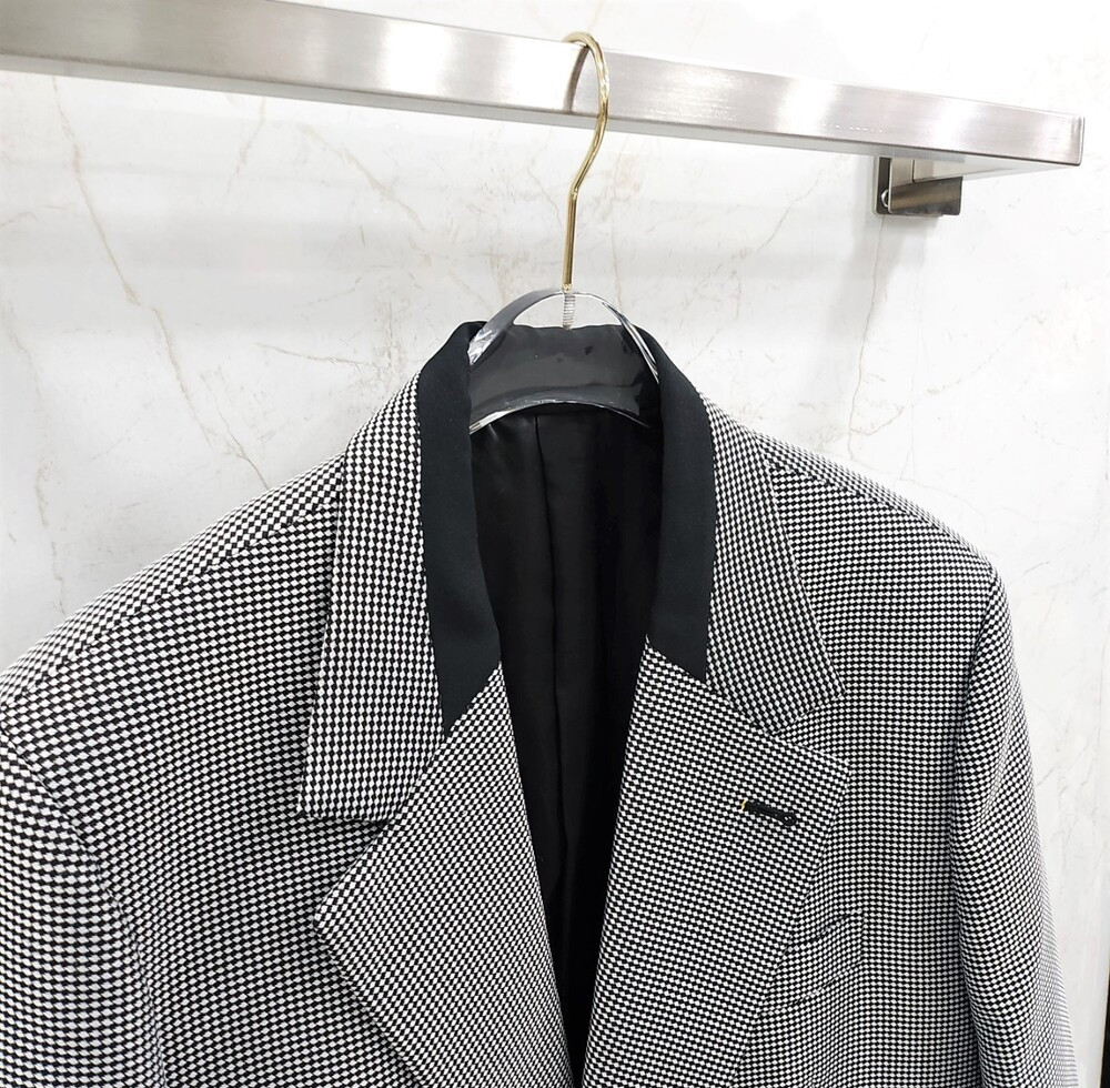 [럭스유] 34 / 루이비통 플레드 블레이저 오버사이즈 자켓 1AAL3B