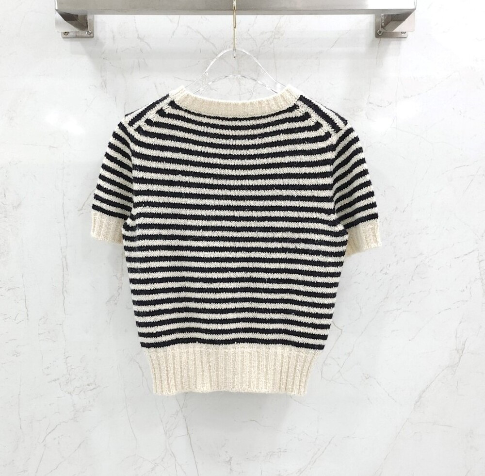 [럭스유] 40 / 디올 마르니에르 숏 슬리브 스웨터 에크루 354S19AM154