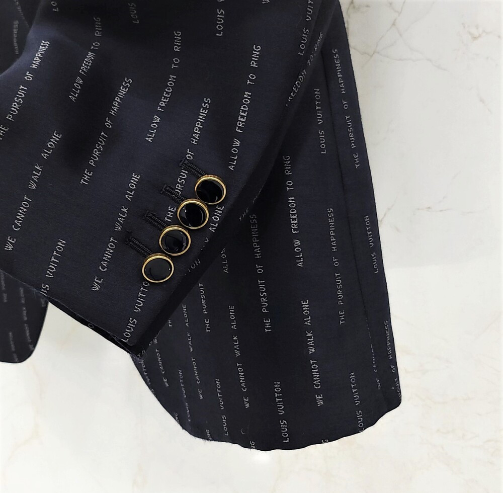 [럭스유] 52 / 루이비통 모노그램 스트라이프 2B 테일러드 자켓